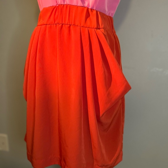 H&M V-Neck Short Sleeve Pink and Orange Mini Dress with Pockets Sz 6 - Picture 3 of 9